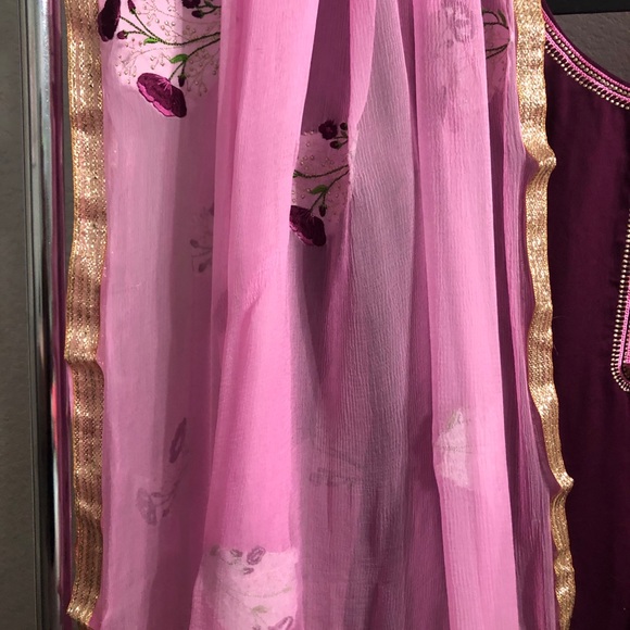 Indian/ Punjabi salwar suit - Picture 7 of 9